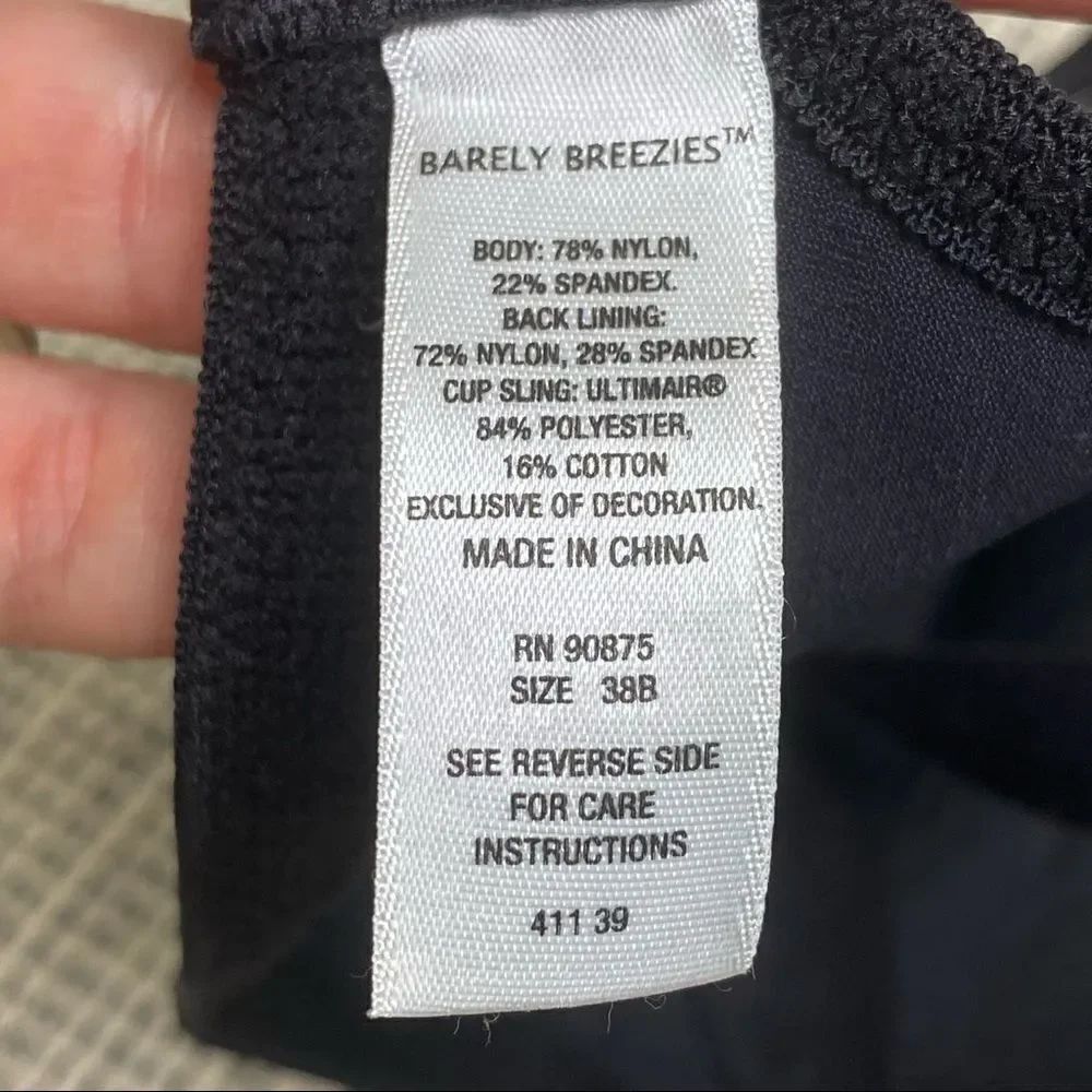 Barely Breezies Modestly lined black smooth tshirt bra size 38B - Picture 4 of 4